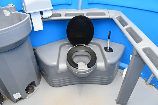 Best Handicap porta potty rental  in Powderly, TX